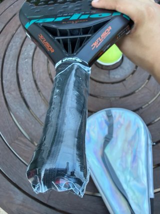 Pack Padel Varlion Avant Carbon 2.0 + Paletero Pro