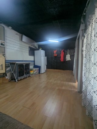 Caravana Hobby fija Camping La Noguera + avance