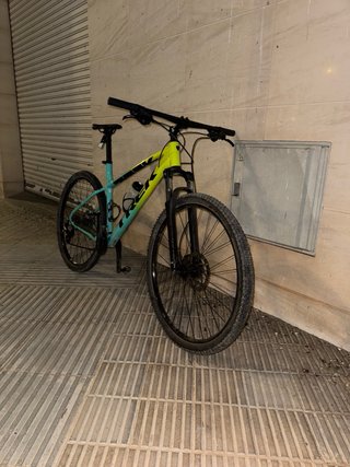 Bicicleta Trek Marlin 5