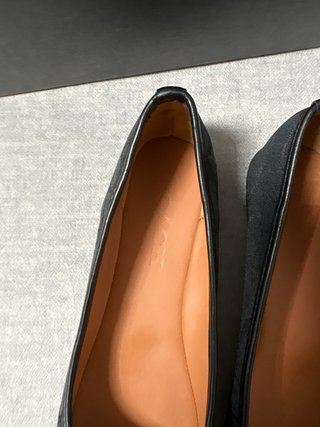 Bailarinas Coach Negras con Logo Dorado