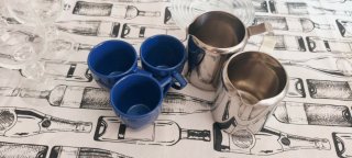 Juego de copas de cristal . Regalo de tazas varias