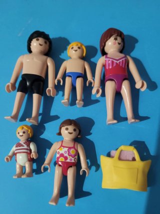 Playmobil figuras familia y bolso