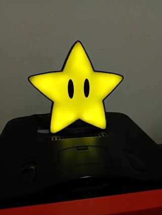 Lote Nintendo 64 con soportes expositores (116)