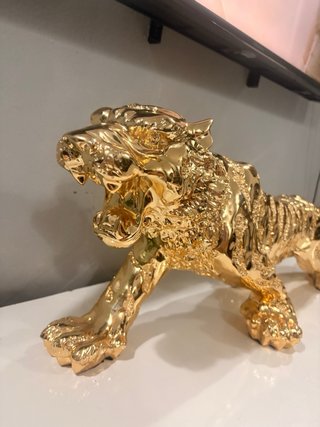 Figura Tigre Dorado Decorativa
