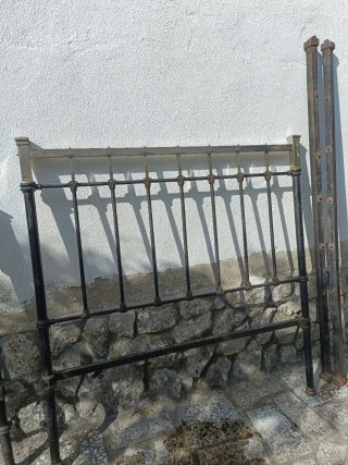 Cabecero y piecero cama antigua metal con larguero
