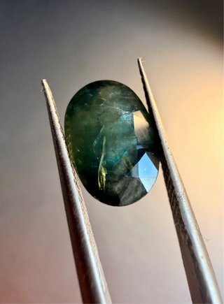 Zafiro natural El Abismo de Avalón 2,81ct