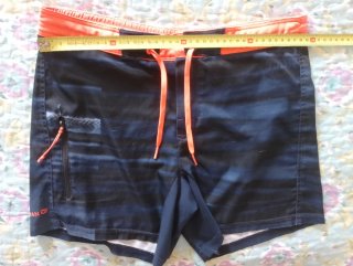 Bañador niño azul oscuro y naranja