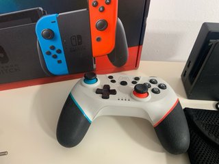 Nintendo Switch 1 (V2)