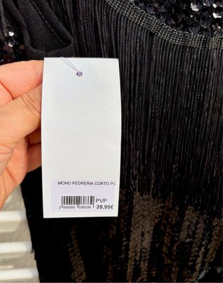 Vestido de fiesta, lentejuelas y flecos + ETIQUETA