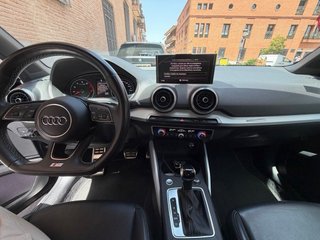 Audi Q2 S-line black 2021