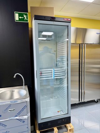 VITRINA REFRIGERADA EXPOSITORA NUEVA