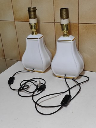 2 Lámparas Cerámica Blancas Doradas