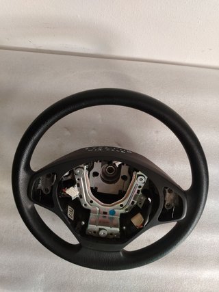 Volante Kia Ceed