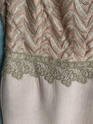 Vestido de fiesta rosa y plata