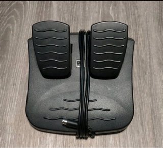 Volante y pedales Speedlink