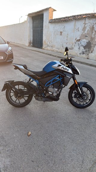 CF Moto 300 NK Azul/Plata Naked