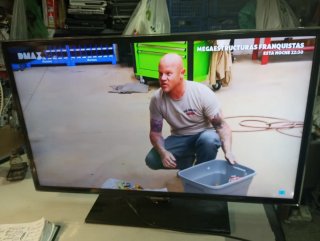 TV Samsung 37 Negra