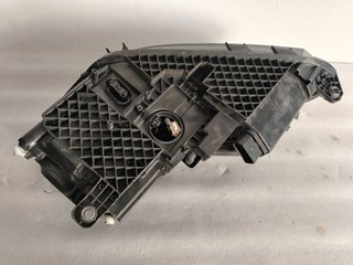 Faro Derecho Volkswagen Tiguan
