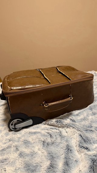 Maleta de viaje pequeña marrón