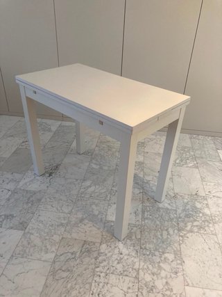 Mesa IKEA BJURSTA extensible
