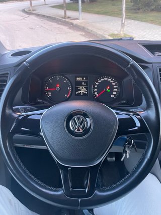 Volkswagen Caravelle T6 2.0 TDI DSG