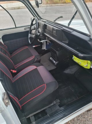 Renault 4L Blanco