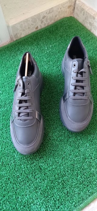Zapatillas Geox grises talla 37