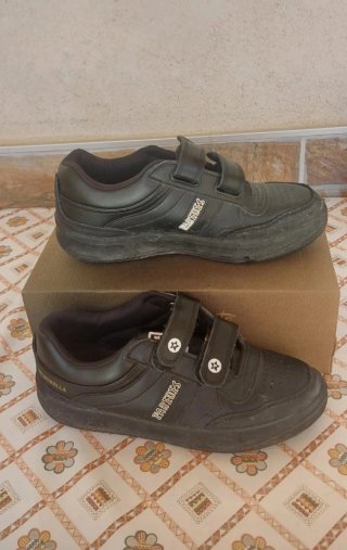 Zapatillas Paredes Negras Velcro
