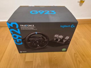 Logitech G923 TRUEFORCE Volante y Pedales
