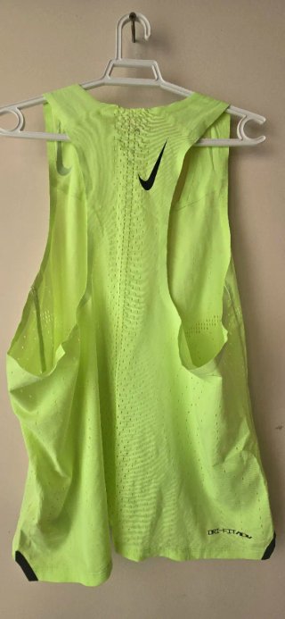 Camiseta Running Nike Aeroswift Verde