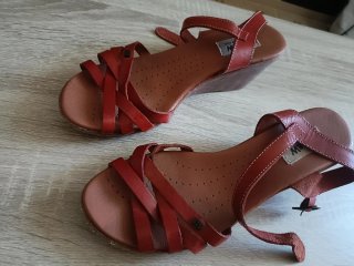 Sandalias rojas talla 40