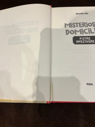 Misterios a domicilio 1. Pistas apestosas