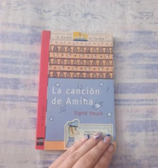 Lote 8 LIBROS literatura juvenil (desde 12 años)