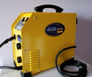 Maquina de soldar GYS hilo sin gas nueva