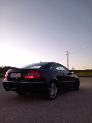 MERCEDES COUPÉ CLK 200K 163 Avangarde