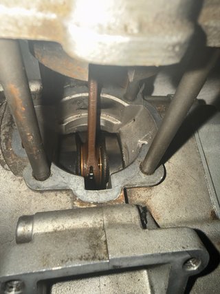 Motor AM6