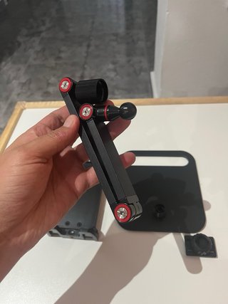 Soporte articulado tablet y móvil