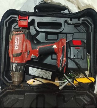 Taladro Hilti SF 6H-A22 con cargador