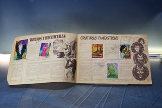 Álbum de cromos: Monstruos. Mundicromo, 1986. Incompleto.