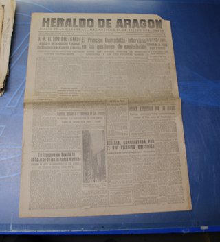 Heraldo de Aragón. Periódicos antiguos. Años 40, 50 y 70.