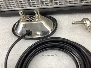 amplificador guitarra fender 68 custom  princeton reverd