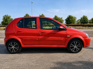 TATA INDICA 1.4i 16v 85cv GLX SÓLO 23.500km MY2012