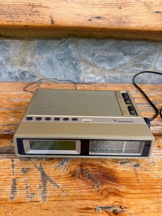 Radio Despertador Satsonic Beige/Gris