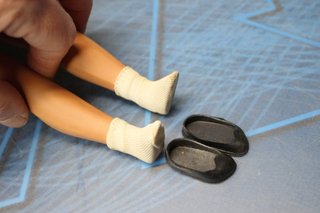 03. Antigua muñeca celuloide traje regional de Appenzell, Suiza.