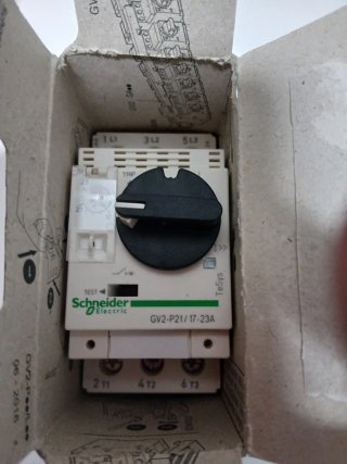 Disyuntor Motor Schneider GV2P21