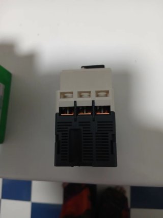 Disyuntor Motor Schneider GV2P21