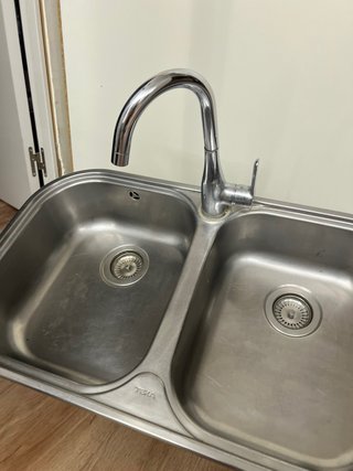 Fregadero doble Teka con grifo incluido