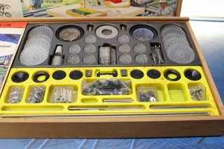 Antiguo juego Philips ME 1200, Mechanical Engineer. Años 60.