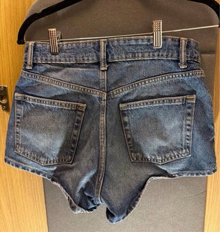 Shorts vaqueros Zara TRF cintura media Talla S