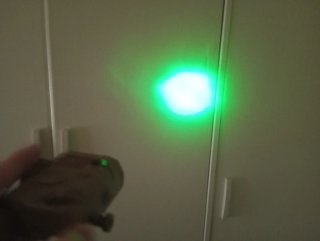 Linterna Laser Porta Pilas